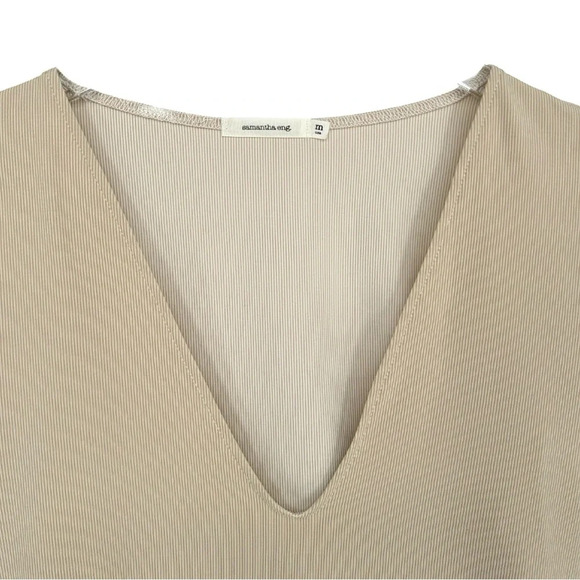 Samantha‎ Eng. Ribbed Long Sleeve Deep V-Neck Bodysuit in Cream Beige Medium - Picture 3 of 7